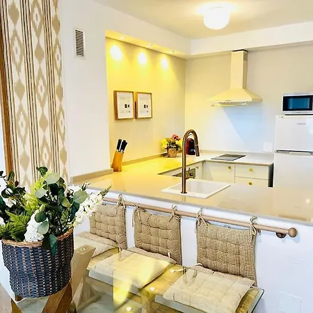 Apartment Nuevo Close To Sinese Design Homes