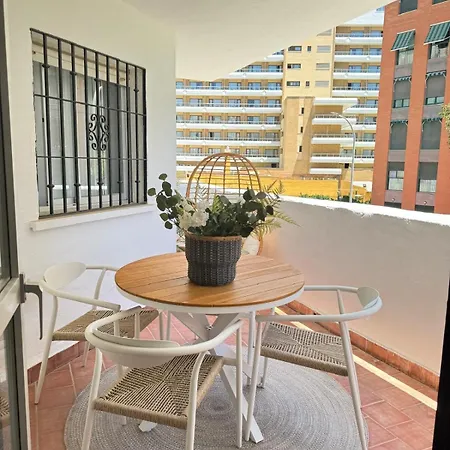 Apartment Nuevo Close To Sinese Design Homes Torremolinos