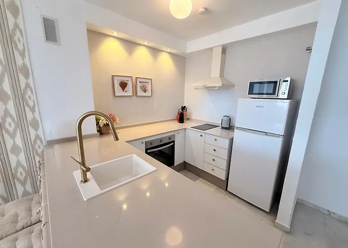 Apartamento Nuevo Close To Sinese Design Homes Torremolinos