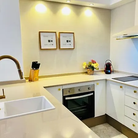 Nuevo Close To Sinese Design Homes Апартаменты Торремолинос