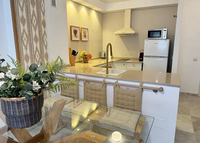 Nuevo Close To Sinese Design Homes Lägenhet *